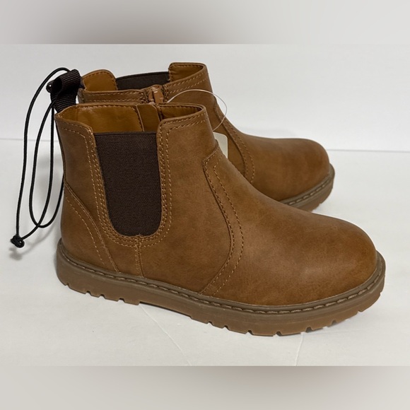 Boys 13M Brown Hiking Boots by Thereabouts Memory Foam Wesley NWT - Picture 2 of 9